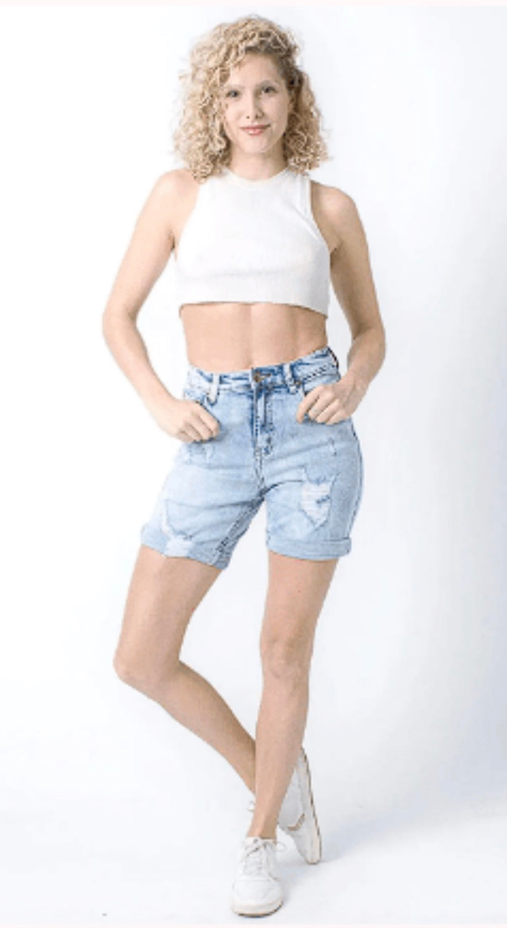 Wakee Shorts - Light Wash - Style 69879