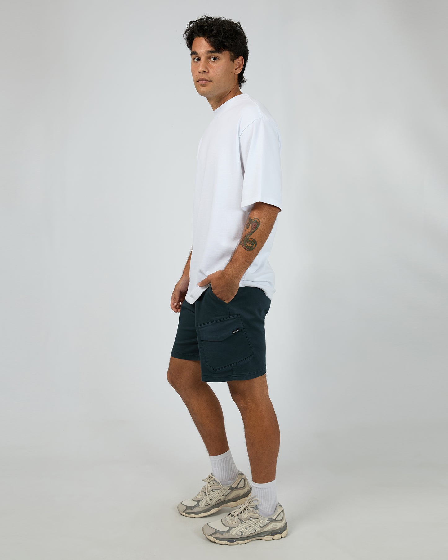 Gully Cargo Short - Washed Black