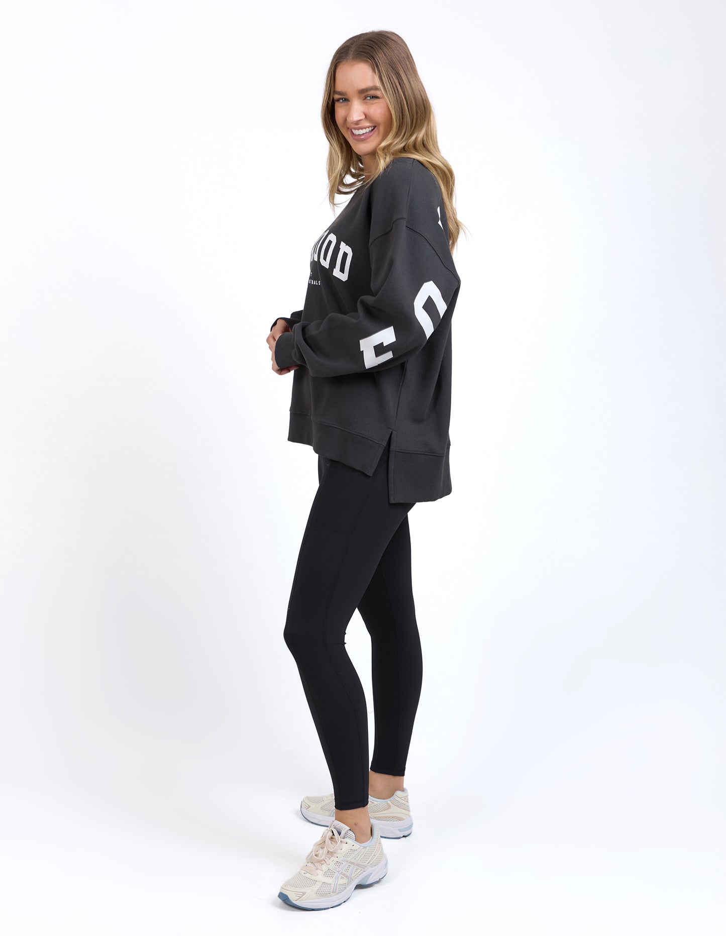 Interval Crew - Dark Grey