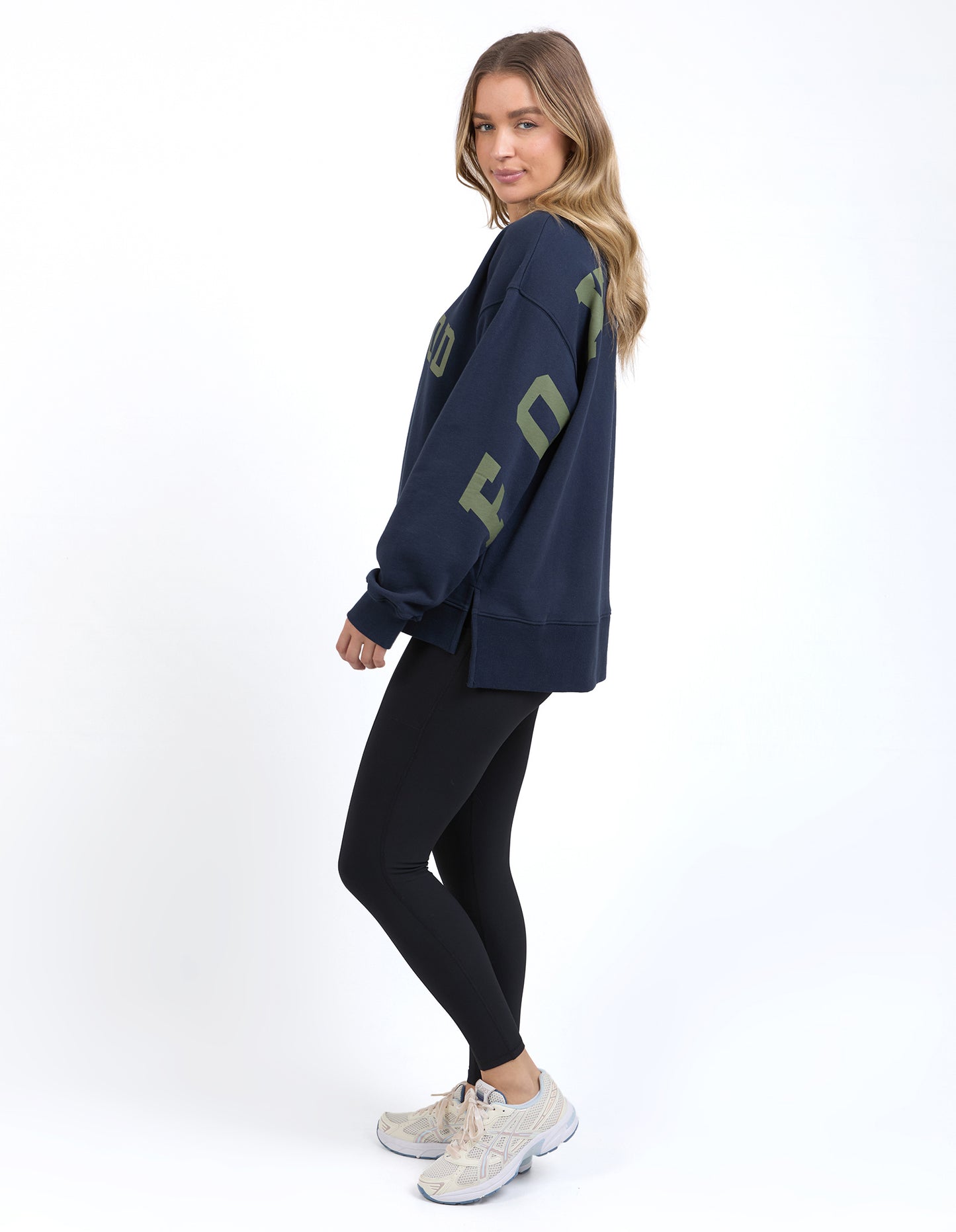 Interval Crew - Navy/Khaki