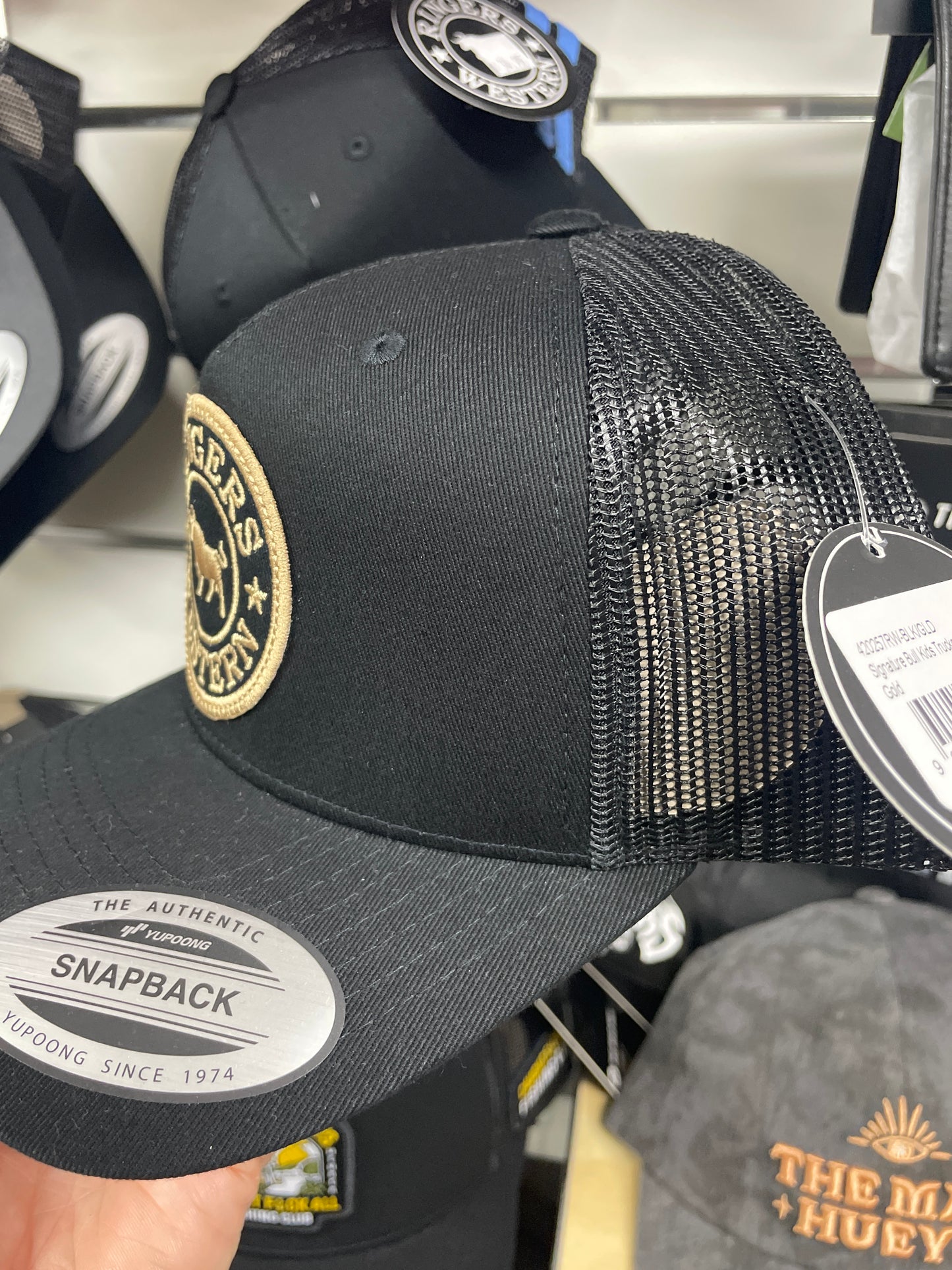 Signature Bull Kids Trucker Cap - Black/Gold