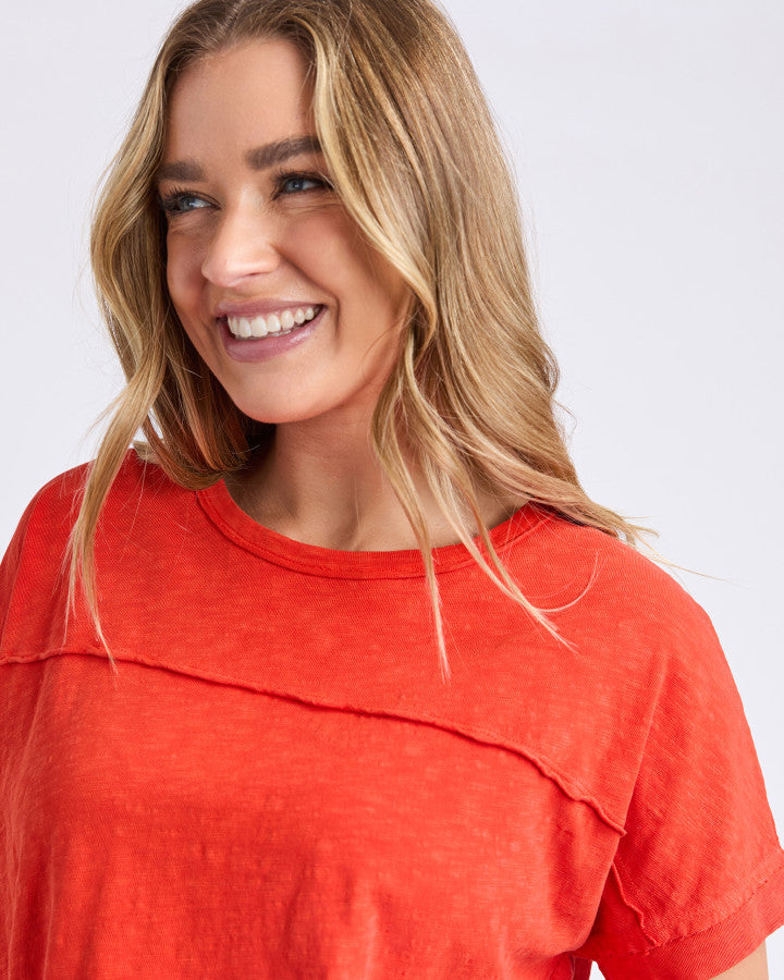 Foxwood Allison Tee - Red