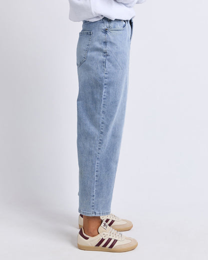 Foxwood Ambrose Barrel Jean | Light Blue