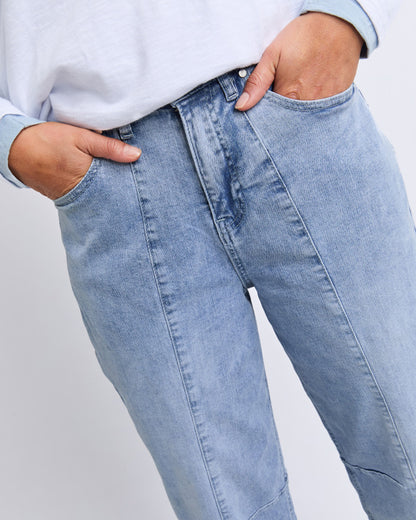 Foxwood Ambrose Barrel Jean | Light Blue