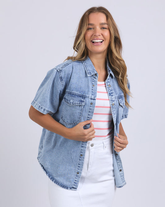 Daisy Short Sleeve Shirt - Light Blue