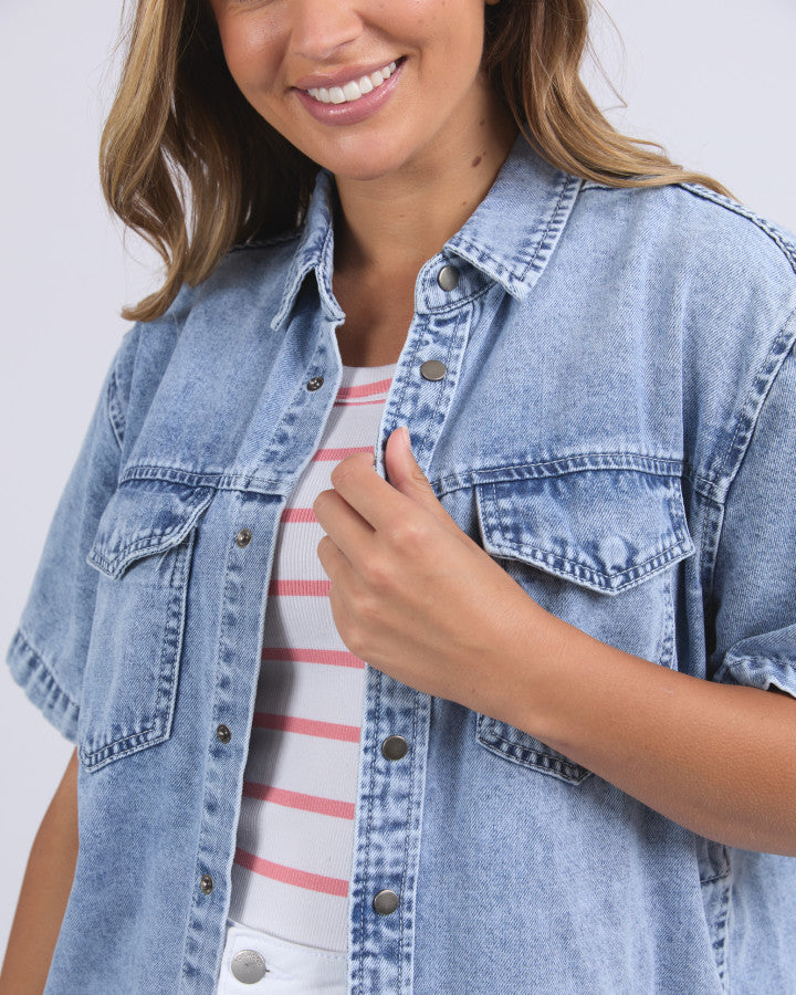 Daisy Short Sleeve Shirt - Light Blue