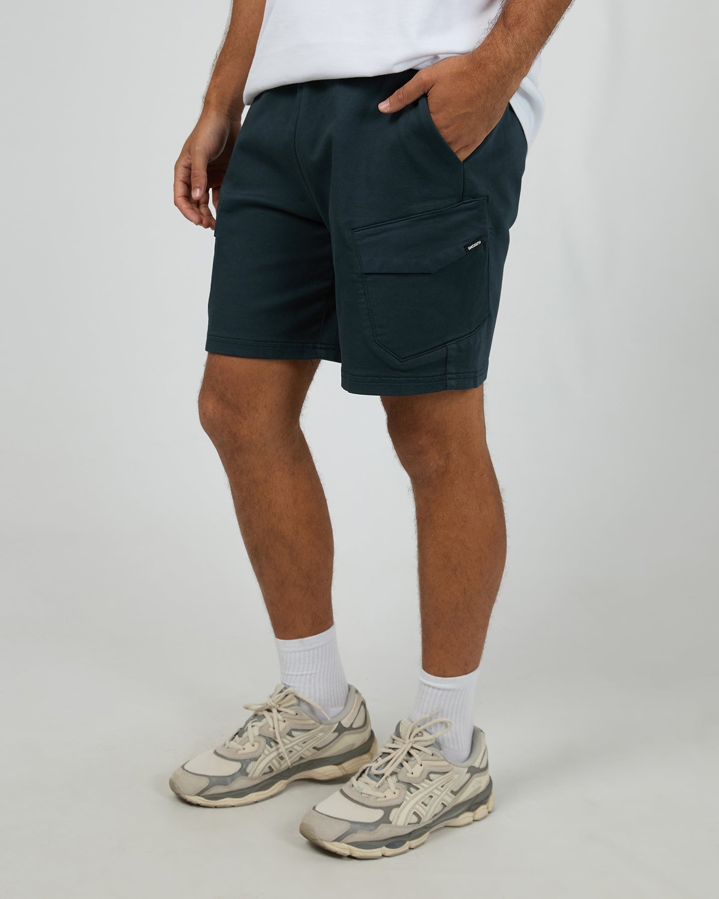 Gully Cargo Short - Washed Black