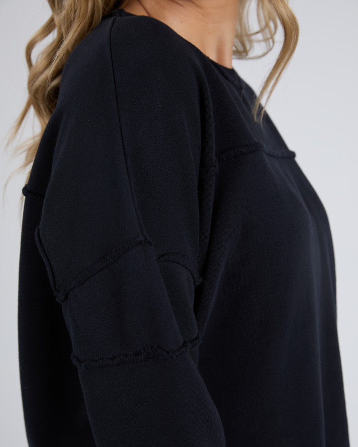 Jayne Throw on Fleece - Black