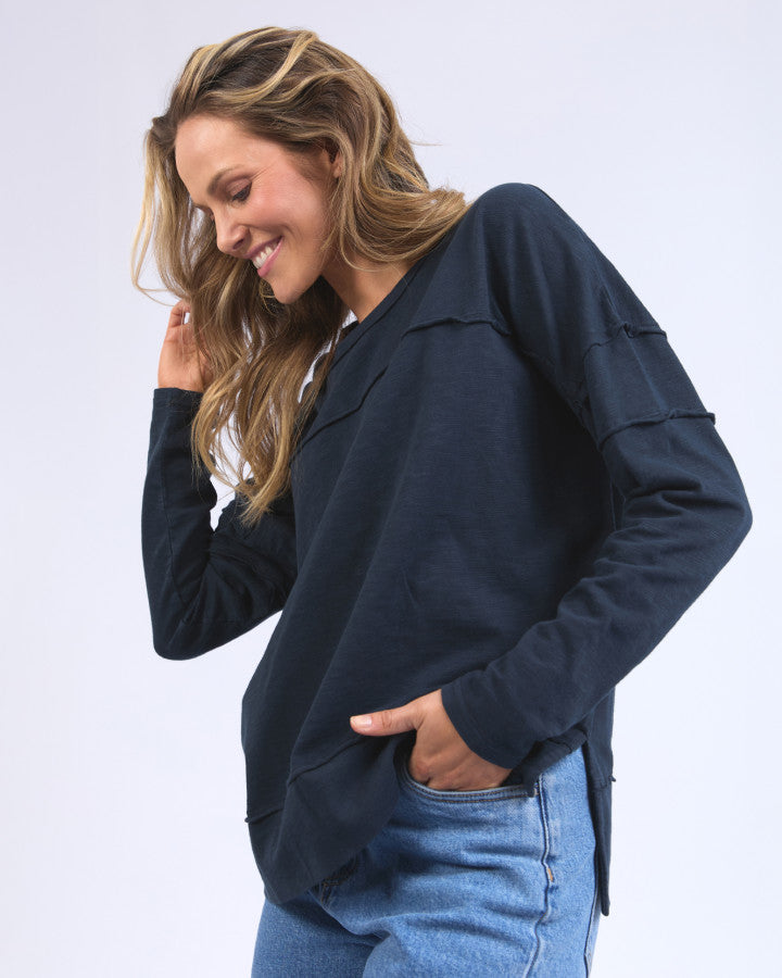 Jayne Throw on Top - Navy