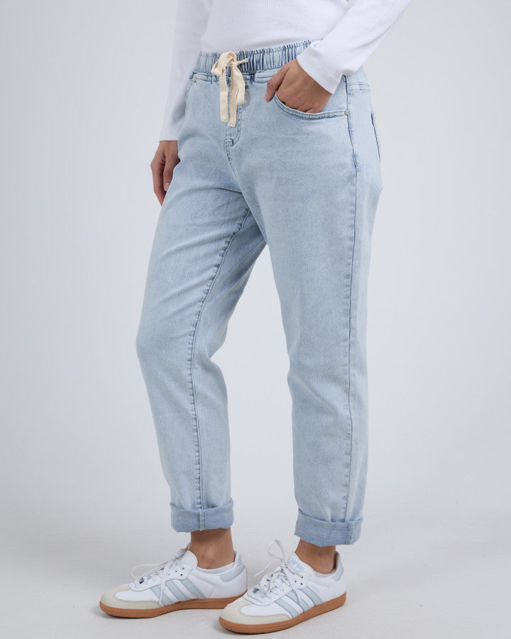 Juliette Jogger Jean - Vintage Pale Blue