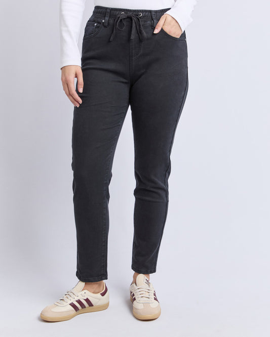 Penelope Jogger - Black