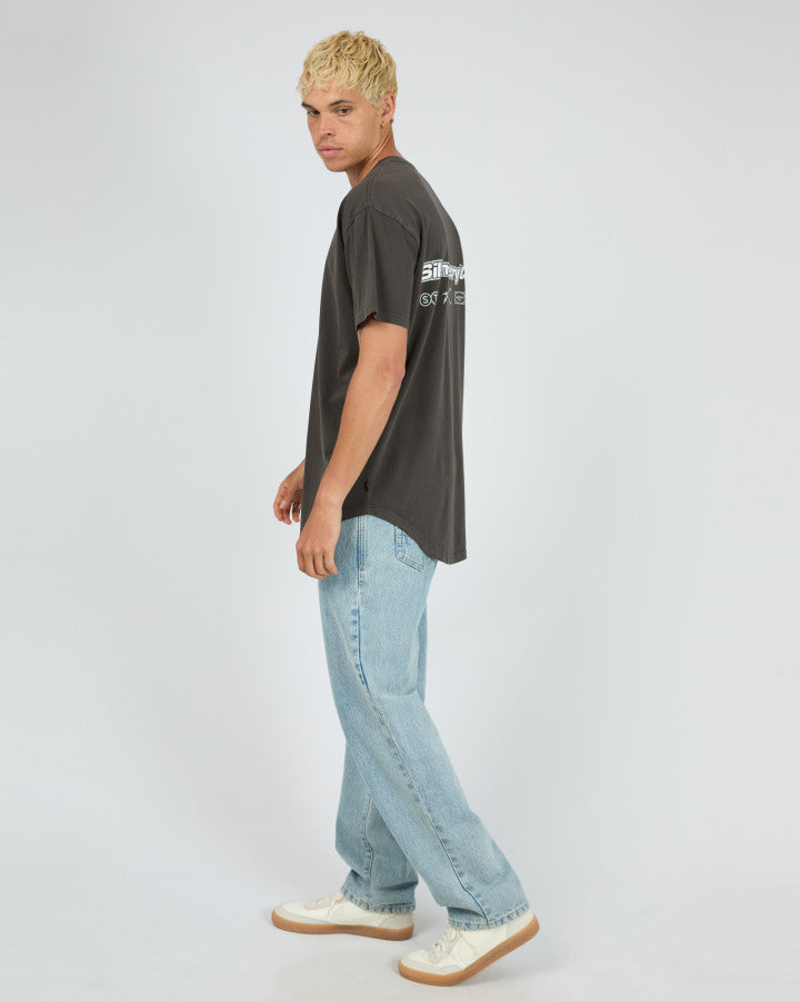 Raider Scoop Tee - Coal