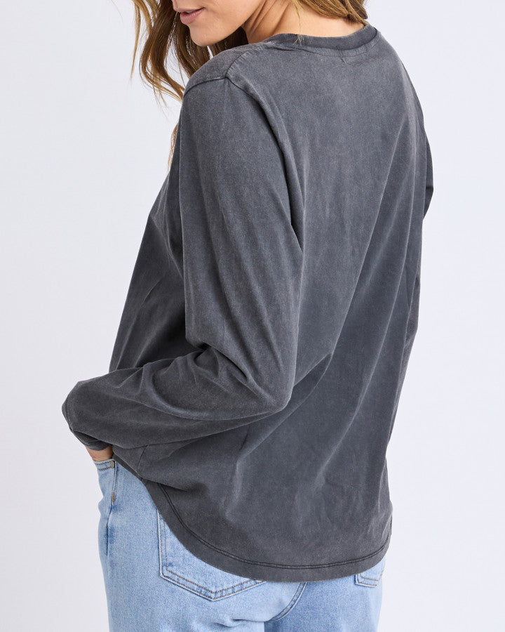 Signature Long Sleeve Tee - Washed Black
