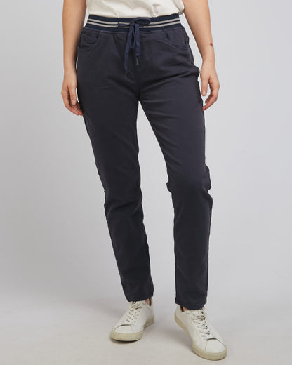 Sylvia Jogger - Navy